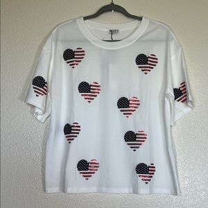 White short sleeve top with sequin flag hearts, size large
